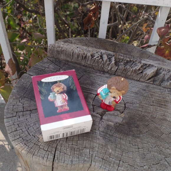 Vintage Hallmark Ornament Dad To Be 1994 - Picture 2 of 3